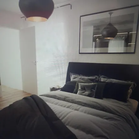 Apartment Charming 3Bdr In Central Frankfurt